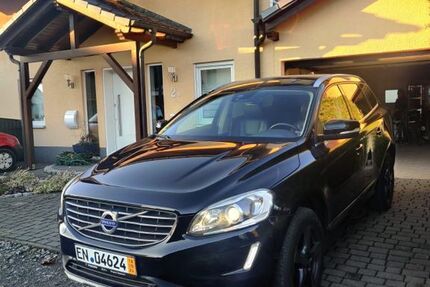 Volvo XC60 171.792 km 17.999 &euro; Köln 50825