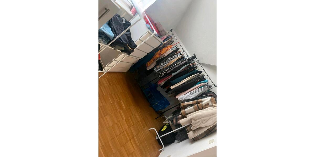 Dachgeschoßwohnung Ratingen Tiefenbroich - 3 Zimmer, 55 m&sup2;, 930&euro; | Angebot:25844828