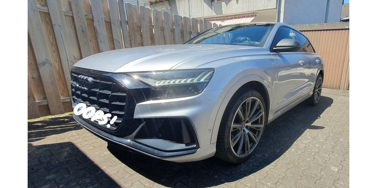 Audi Q8 94.000 km 49.999 € Solingen 42597