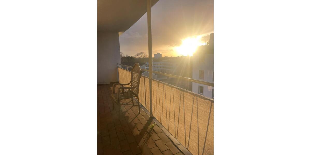 Dachgeschoßwohnung Köln Mülheim - 1 Zimmer, 107 m&sup2;, 640&euro; | Angebot:25992716