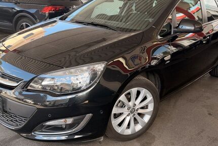 Opel Astra 90.800 km 8.499 &euro; Remscheid 42853