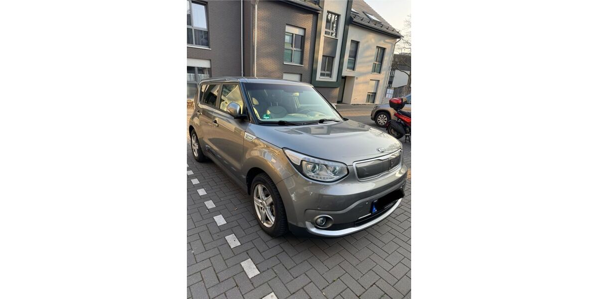 Kia Soul 29.500 km 11.500 &euro; Solingen 42697