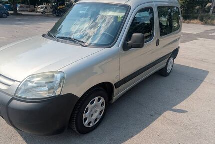 Peugeot Partner 205.000 km 1.100 &euro; Köln 50737