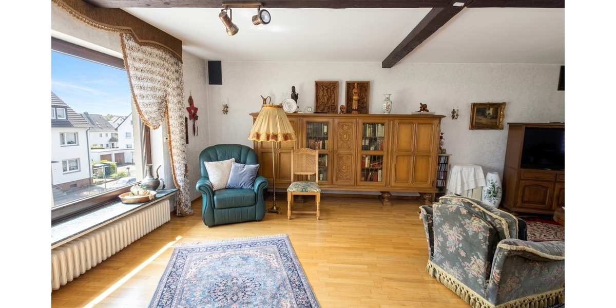 Mit 3D-Rundgang: Ihr neues Zuhause in Reusrath - Einfamilienhaus mit Potenzial und großem Grundstück - Einfamilienhaus Langenfeld | Angebot:26985260