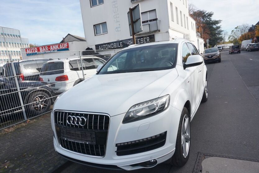 Audi Q7 244.000 km 15.999 € Köln 51143