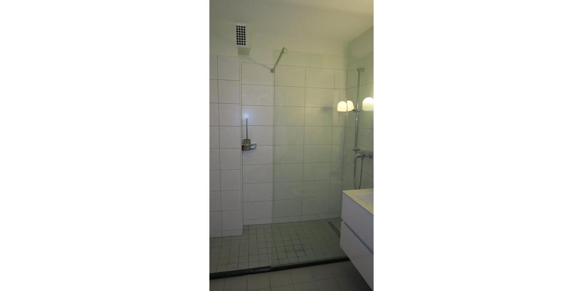 Etagenwohnung Heiligenhaus - 4 Zimmer, 105 m&sup2;, 950&euro; | Angebot:24801778