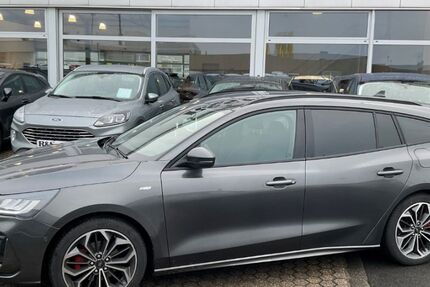 Ford Focus 2.000 km 32.890 &euro; Pulheim 50259