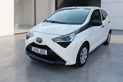 Toyota Aygo (X) 77.000 km 8.800 &euro; Overath 51491