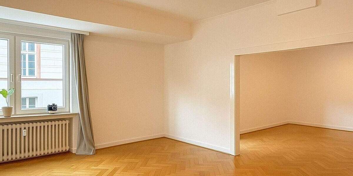 Etagenwohnung Düsseldorf Carlstadt - 3 Zimmer, 90 m&sup2;, 695.000&euro; | Angebot:24758127