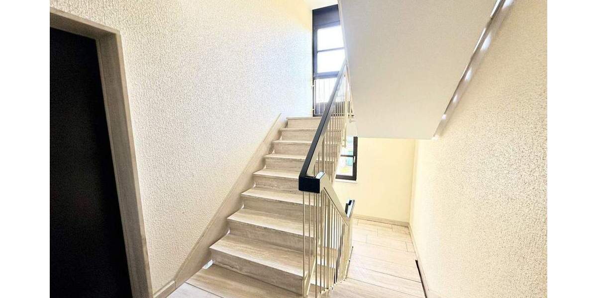 Etagenwohnung Hilden Forstbach - 2 Zimmer, 63 m&sup2;, 270.000&euro; | Angebot:25689234