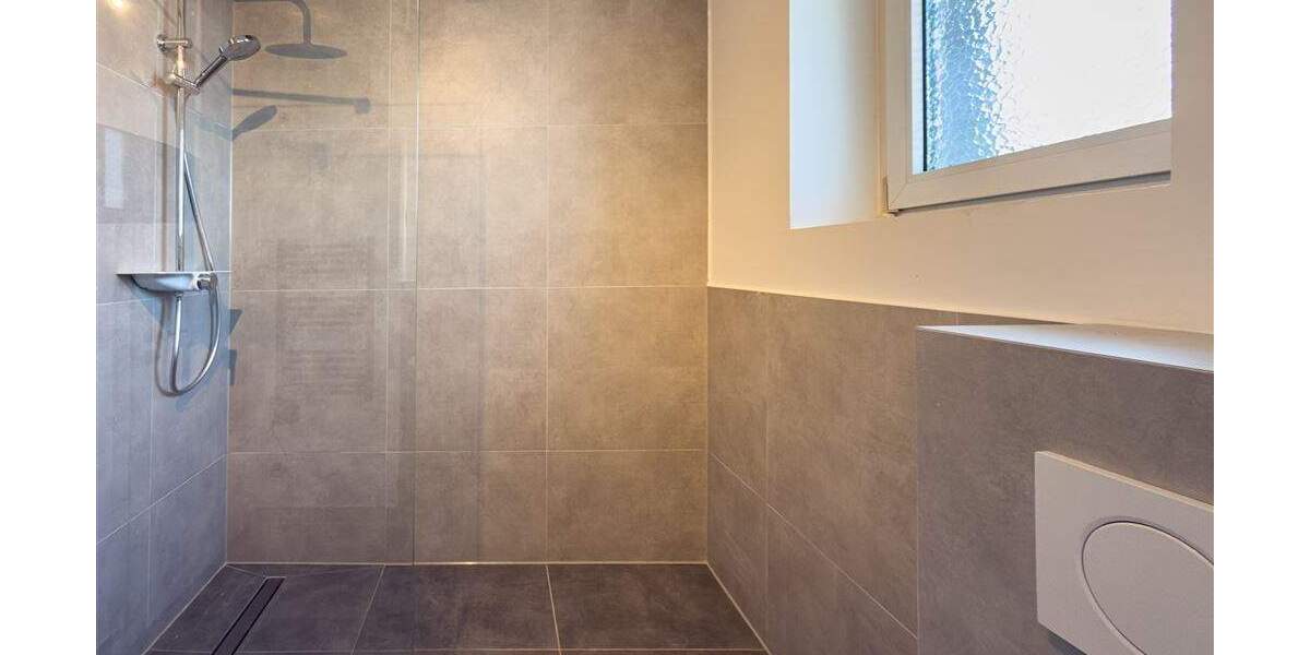 Etagenwohnung Neuss Barbaraviertel - 2 Zimmer, 149.900&euro; | Angebot:25696362