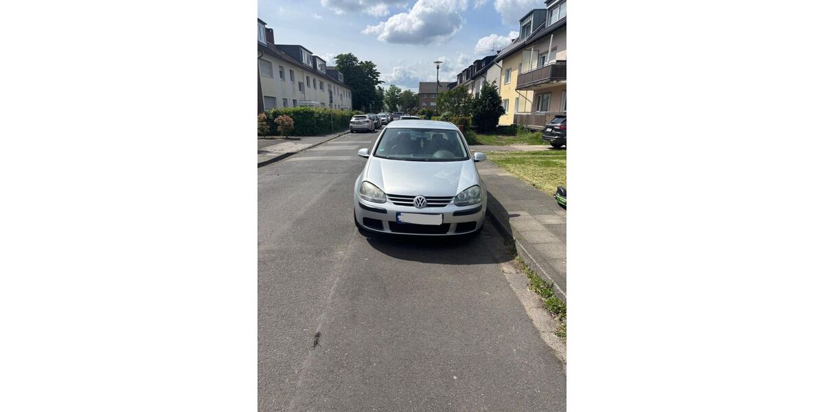 VW Golf 167.000 km 2.400 &euro; Köln 51147