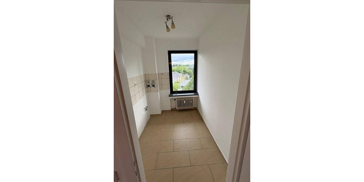 Etagenwohnung Solingen Solingen-Mitte - 2 Zimmer, 65 m&sup2;, 700&euro; | Angebot:26916760