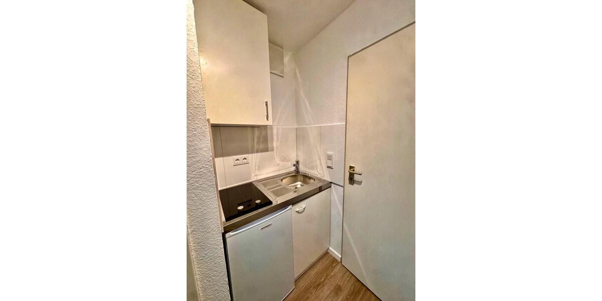 Etagenwohnung Köln Ehrenfeld - 1 Zimmer, 24 m&sup2;, 830&euro; | Angebot:25976798