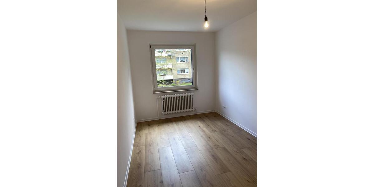 Etagenwohnung Velbert Velbert-Mitte - 3 Zimmer, 83 m&sup2;, 579&euro; | Angebot:25995647