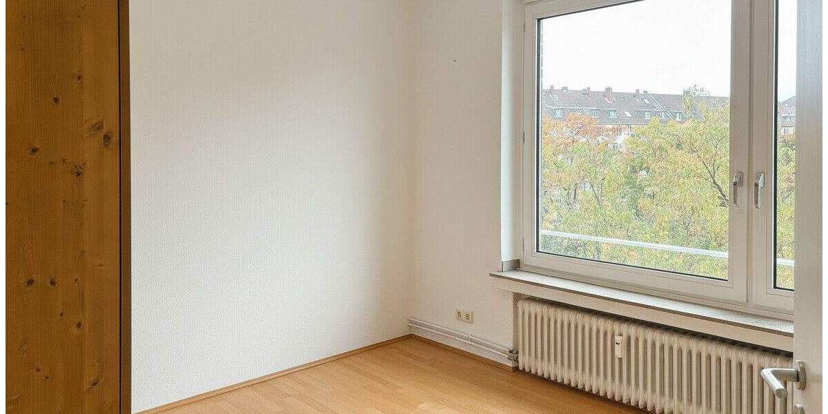 Etagenwohnung Düsseldorf Düsseltal - 3 Zimmer, 121 m&sup2;, 1.940&euro; | Angebot:24762409