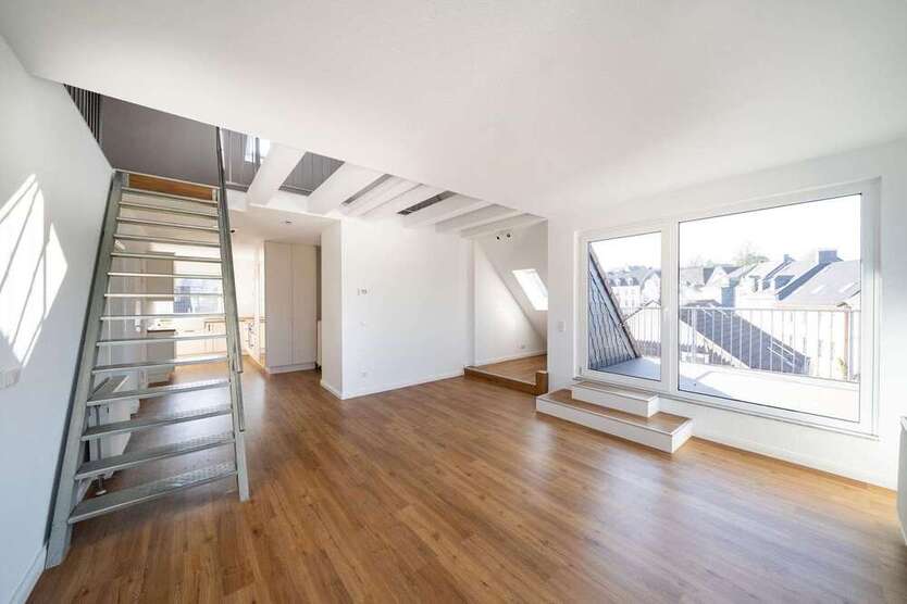Wohnung zum Mieten in Wuppertal 1.050 € 81 m²