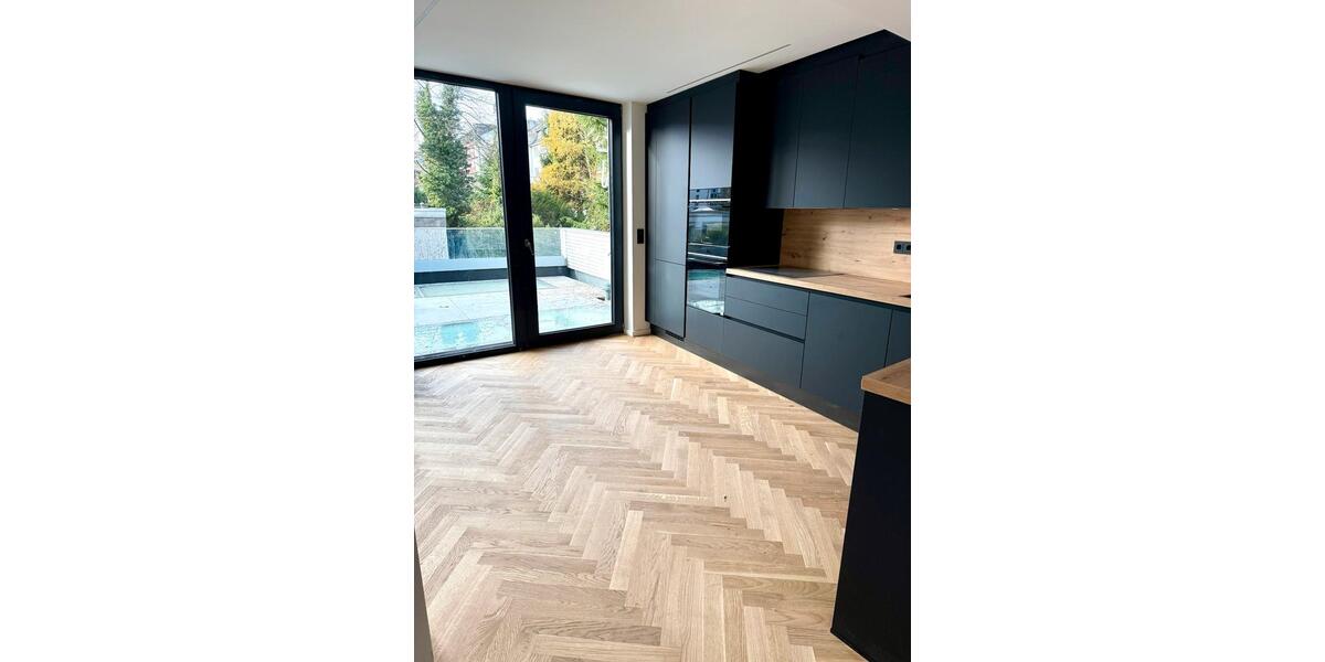 Hochparterre Düsseldorf Pempelfort - 3 Zimmer, 119 m&sup2;, 2.500&euro; | Angebot:24385522