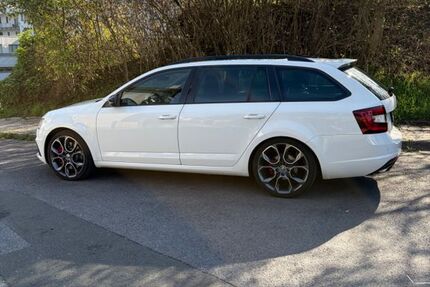 Skoda Octavia 141.000 km 15.900 &euro; Hattingen 45527