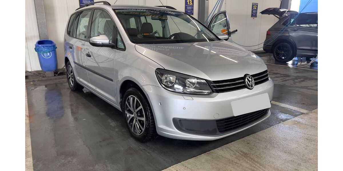 VW Touran 185.000 km 7.500 &euro; Neuss 41469