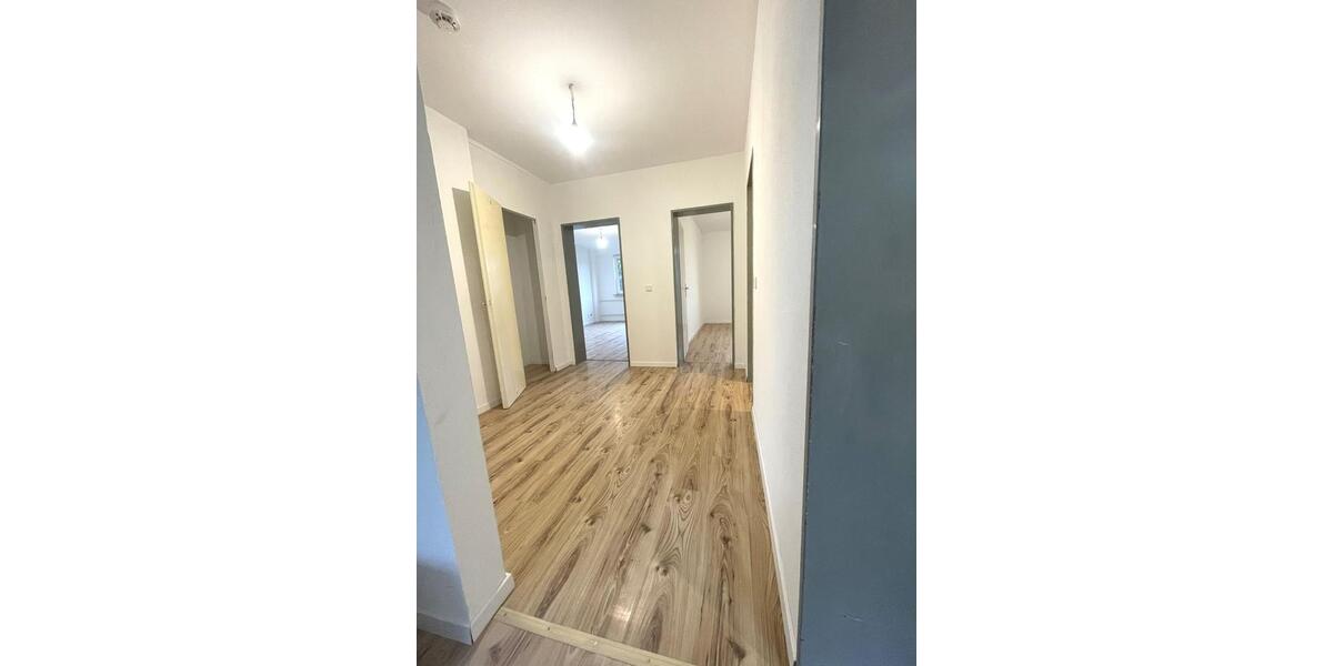 Etagenwohnung Wuppertal Gemarkung Nächstebreck - 2.5 Zimmer, 64 m&sup2;, 530&euro; | Angebot:25857618