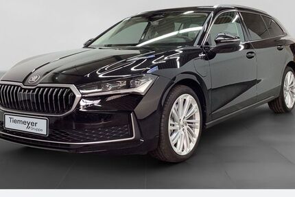 Skoda Superb 30.732 km 44.880 € Bochum 44809