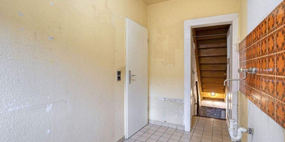 Reihenmittelhaus Düsseldorf Rath - 4 Zimmer, 59 m&sup2;, 339.000&euro; | Angebot:24671094
