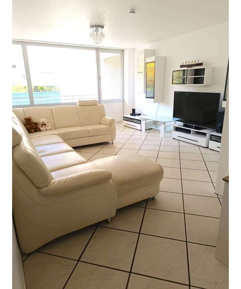 Wohnung zum Kaufen in Neuss 249.900 € 115 m²