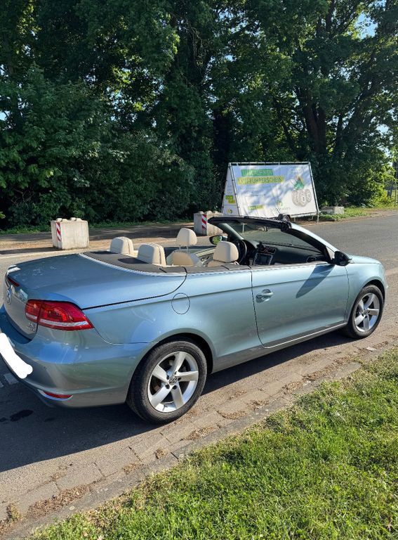 VW Eos 136.000 km 8.000 € Dormagen 41539