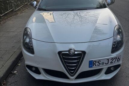 Alfa Romeo Giulietta 95.706 km 7.000 &euro; Remscheid 42859
