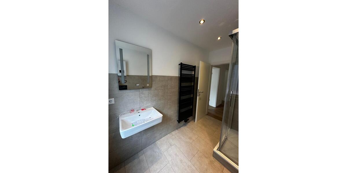 Etagenwohnung Wuppertal Gemarkung Ronsdorf - 2 Zimmer, 69 m&sup2;, 709&euro; | Angebot:24715790