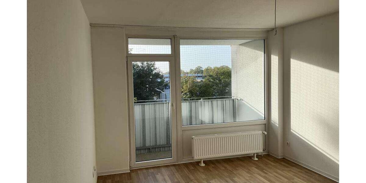 Etagenwohnung Düsseldorf Hassels - 3 Zimmer, 81 m&sup2;, 1.024&euro; | Angebot:27669124