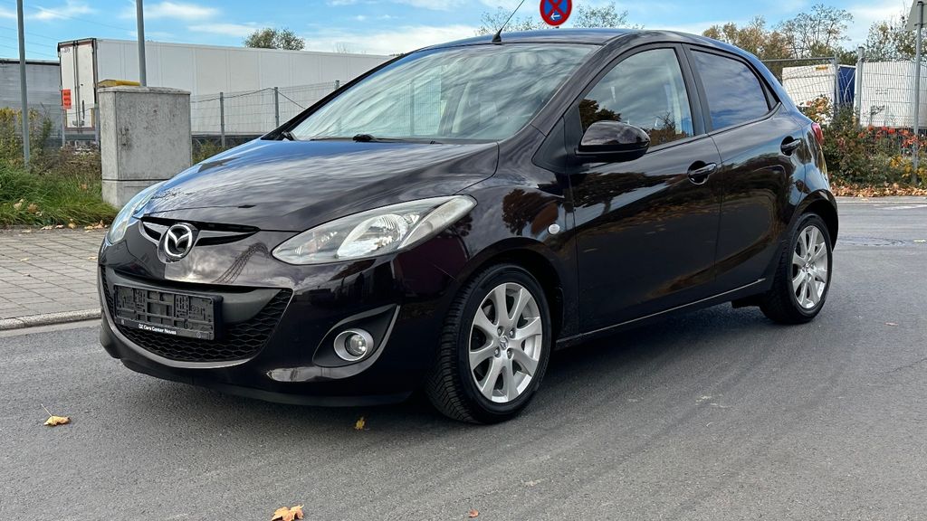 Mazda 2 143.000 km 4.990 &euro; Neuss 41460