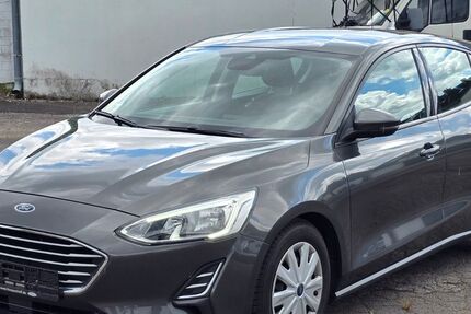Ford Focus 106.367 km 6.998 &euro; Leverkusen 51381