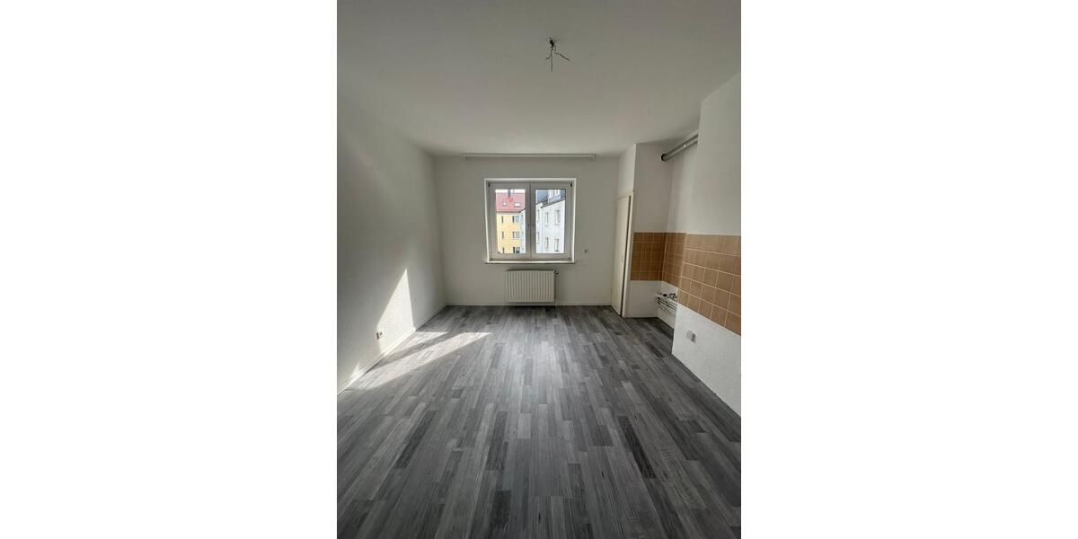 Etagenwohnung Schwelm - 3 Zimmer, 83 m&sup2;, 595&euro; | Angebot:26130981