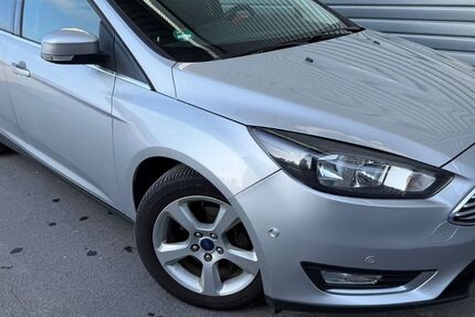 Ford Focus 134.000 km 9.400 &euro; Wuppertal 42285