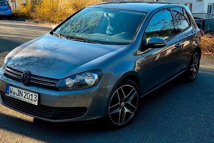 VW Golf 32.000 km 7.999 &euro; Wuppertal 42389