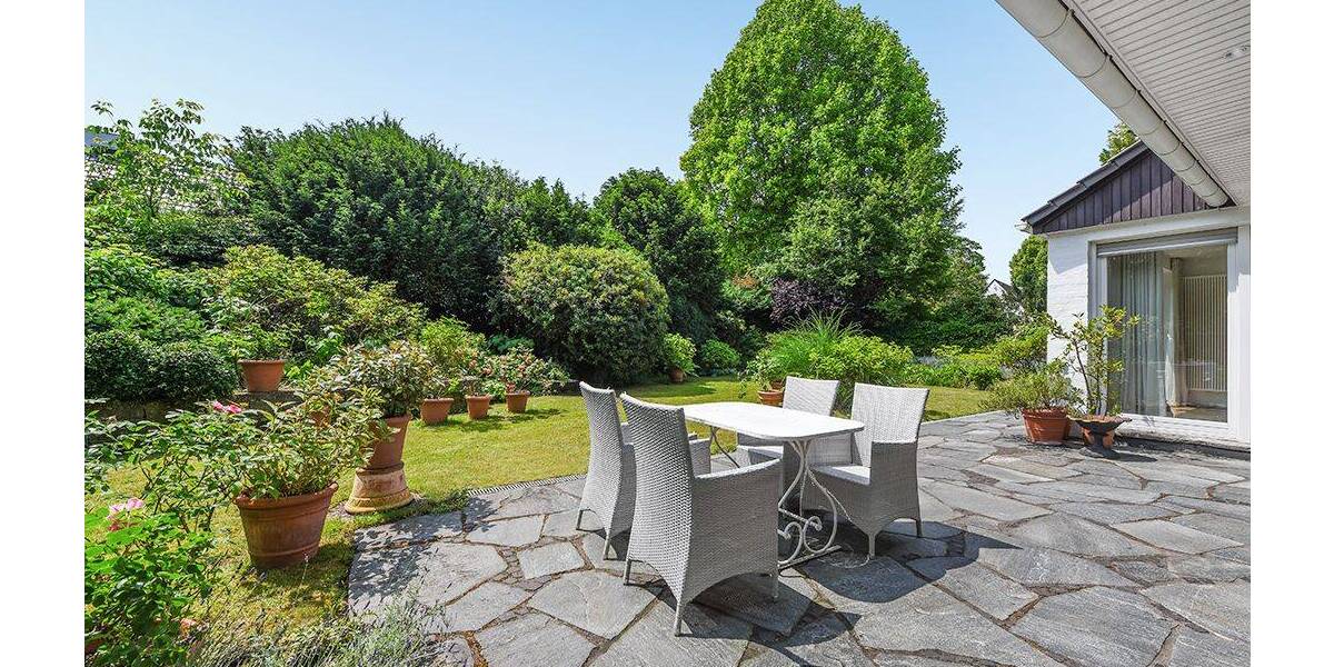 Einfamilienhaus Düsseldorf Golzheim - 8 Zimmer, 270 m&sup2;, 3.890.000&euro; | Angebot:23957250