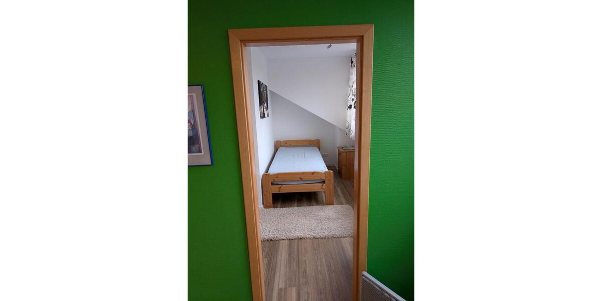 Dachgeschoßwohnung Ratingen Lintorf - 2 Zimmer, 45 m&sup2;, 680&euro; | Angebot:24663592