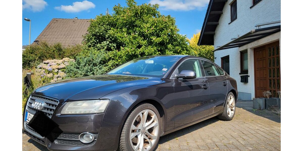 Audi A5 287.000 km 4.900 &euro; Burscheid 51399