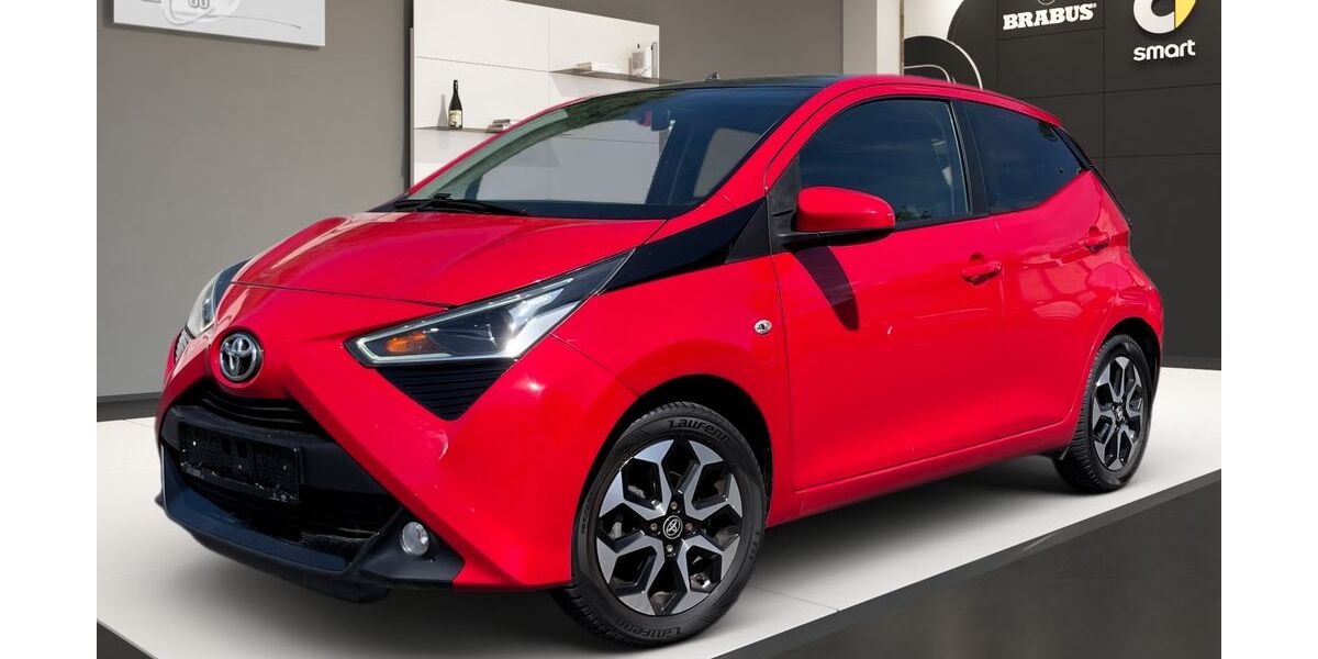 Toyota Aygo (X) 62.239 km 8.488 &euro; Köln 51069