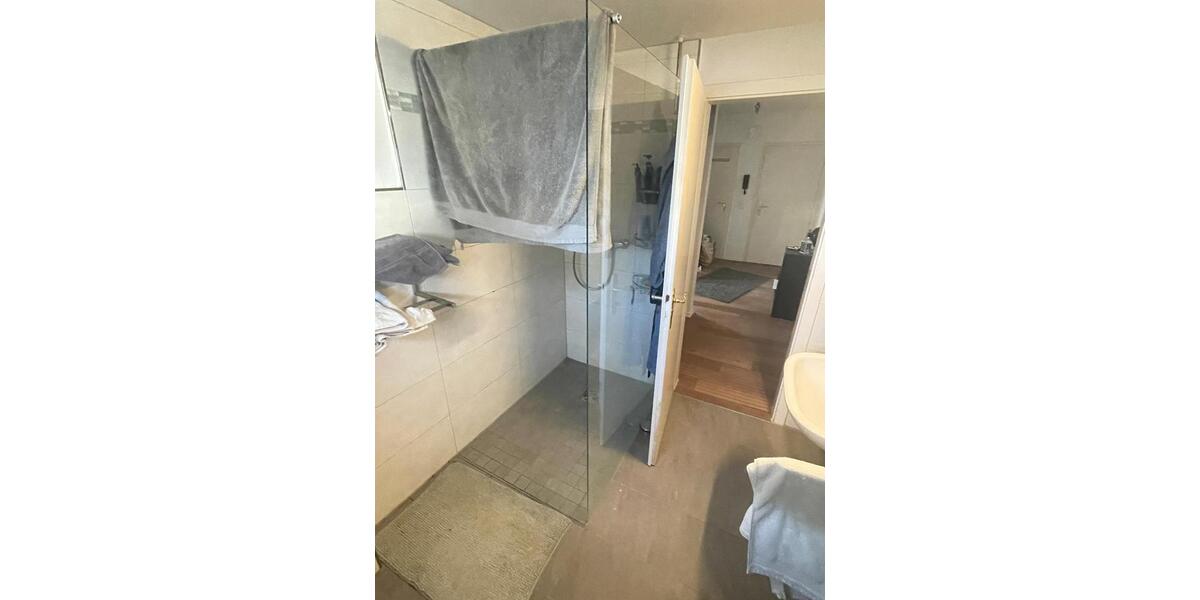 Erdgeschoßwohnung Solingen Mitte - 3 Zimmer, 78 m&sup2;, 210.000&euro; | Angebot:25363472