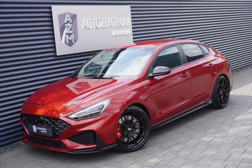 i30