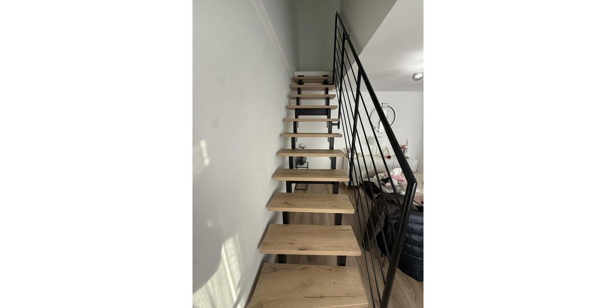 Maisonettenwohnung Düsseldorf Stadtbezirk 9 - 5 Zimmer, 125 m&sup2;, 1.800&euro; | Angebot:26194304