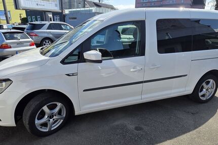VW Caddy 138.650 km 17.900 &euro; Solingen 42659