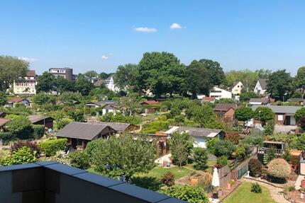 Hochwertig renovierte 3-Zimmer-Wohnung mit unverbaubarem Ausblick