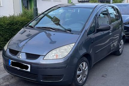 Mitsubishi Colt 305.355 km 1.200 &euro; Düsseldorf 40474