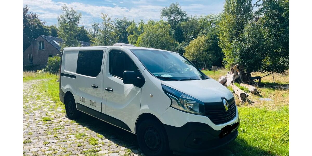 Renault Trafic 256.093 km 9.300 &euro; Köln 50937