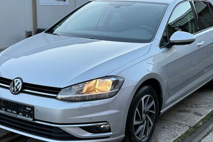 VW Golf 98.000 km 12.990 &euro; Hattingen 45525