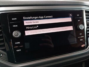 VW T-Roc Active Cabrio 1.5 TSI ACC Navi PDC SHZ 23.625 km 23.800 € HAAN 42781